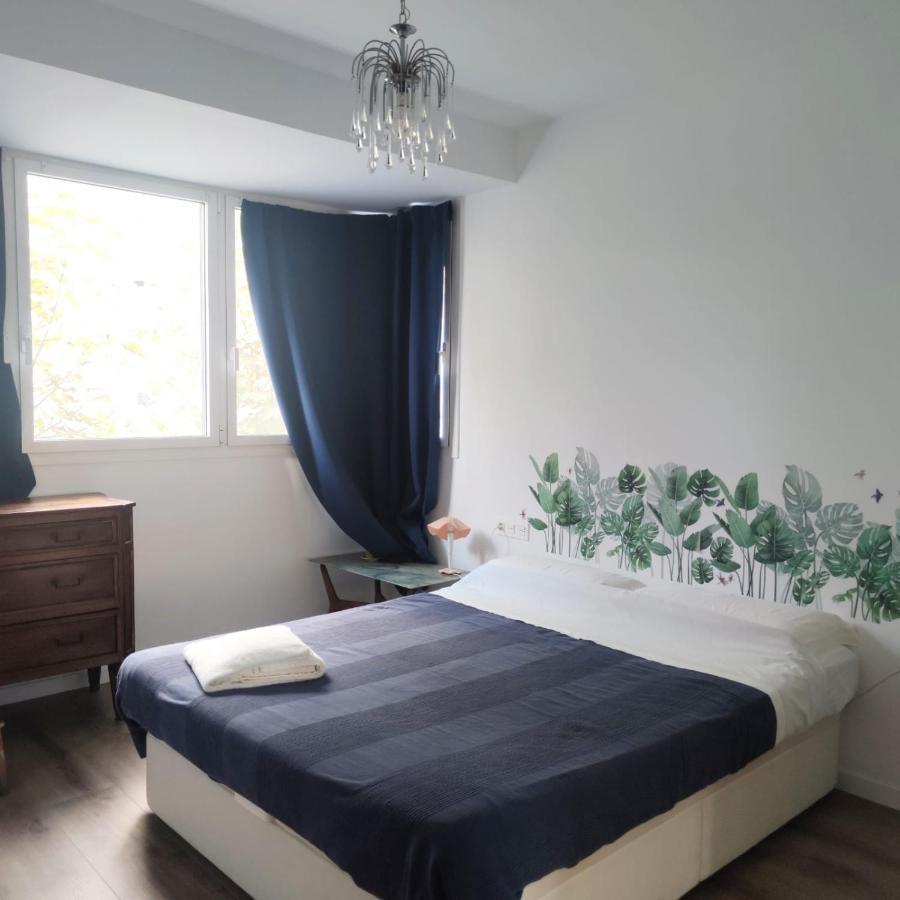 Apartment Close To The Beach With Free Parking Badalona Exterior foto
